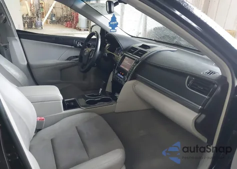 2012 Toyota Camry Hybrid Xle z USA, uszkodzony, nr VIN 4T1BD1FK9CU045698